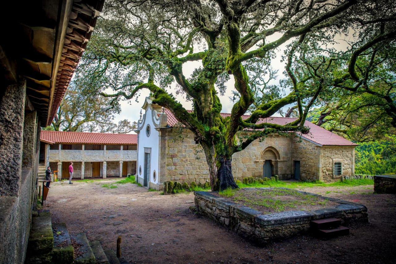 Casas Da Loureira - Casa Da Piscina E Batatas II Hostal Vila Nova de Cerveira Exterior foto